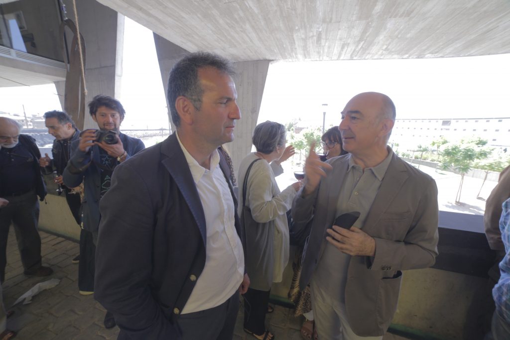 Con l'ambasciatore italiano in Cile Marco Ricci, Bienal du Fin del Mundo, Valparaìso 2015